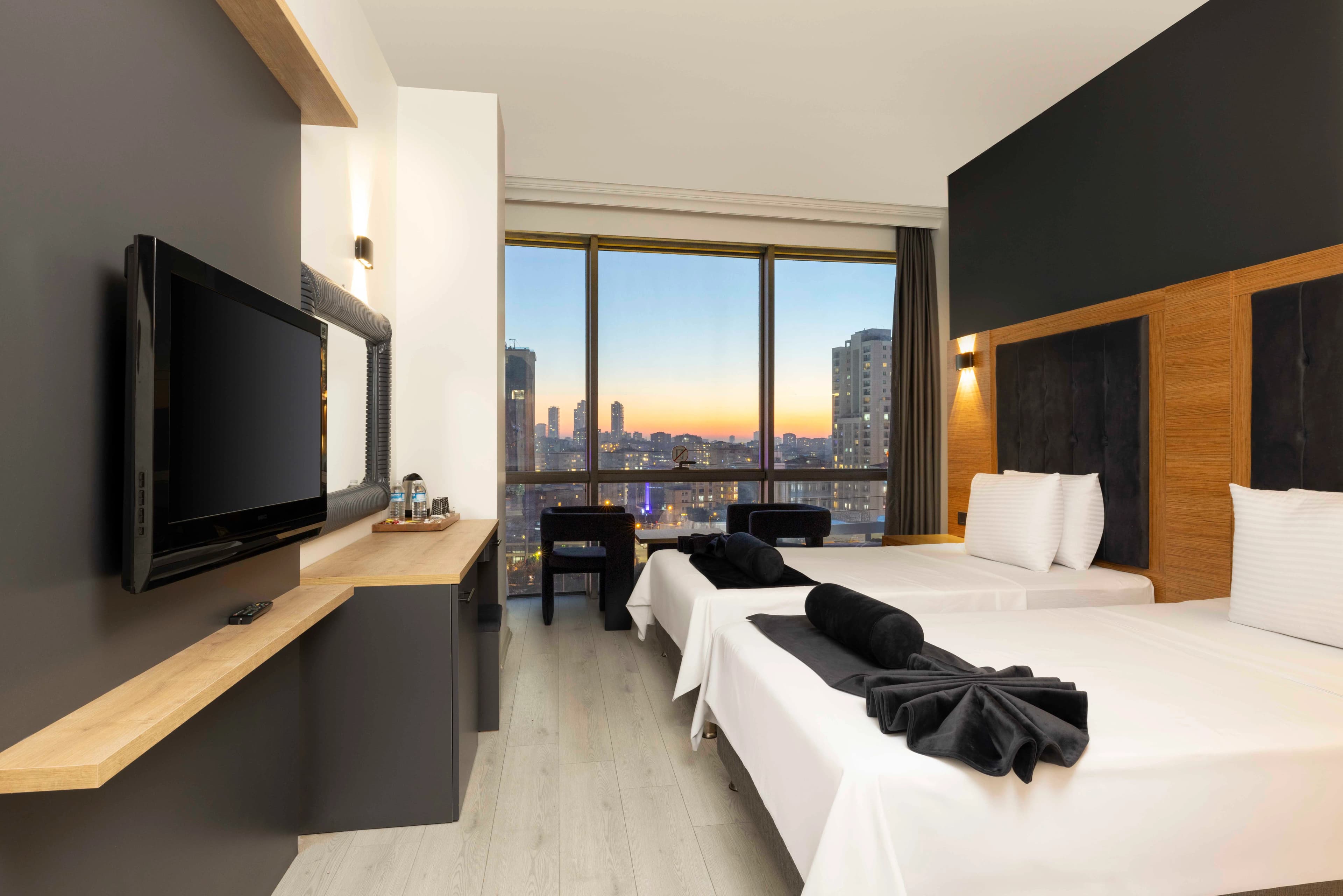 Family Room Konaklama - My Plus Royal Ataşehir Otel